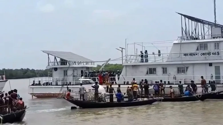 সুন্দরবনে কোস্টগার্ড স্টেশনে দুর্বৃত্তদের হামলা