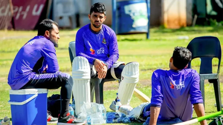 জিম্বাবুয়ের বিপক্ষে হারারে টেস্ট: টসে জিতে বোলিংয়ে স্বাগতিকরা