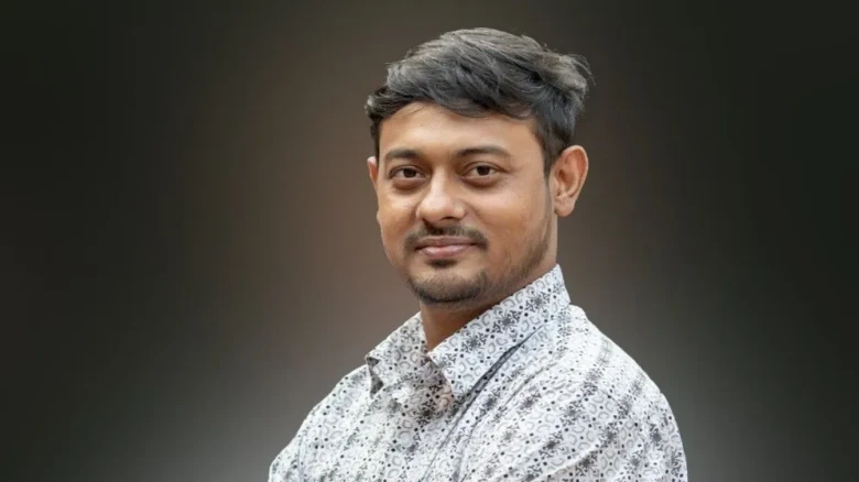 খামেনির জানাজায় অংশ নিতে ইরান যাচ্ছেন নাসীরুদ্দীন পাটওয়ারীসহ প্রতিনিধিদল