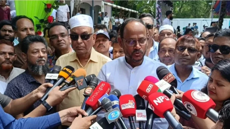 প্রধানমন্ত্রী শিক্ষাকে সর্বোচ্চ অগ্রাধিকার দিয়েছেন