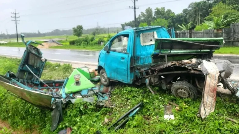 চকরিয়ায় বাস ও জিপের সংঘর্ষে চারজন নিহত, আহত ৫