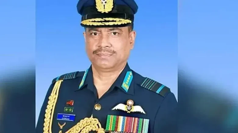 কাতারে গ্রেফতার সাবেক বিমানবাহিনী প্রধান শেখ আব্দুল হান্নান