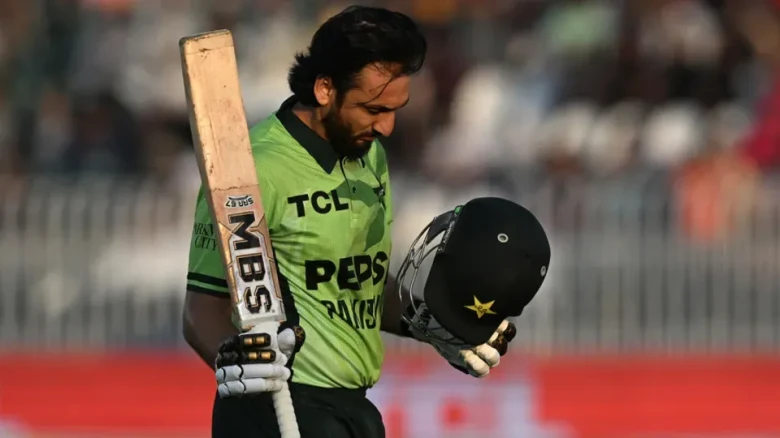 রাওয়ালপিন্ডিতে জয়ের লক্ষ্য হ্যারি ব্রুক ও শাহিন আফ্রিদিদের